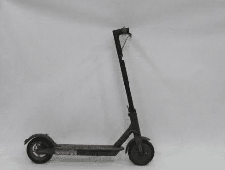 El patinete eléctrico Xiaomi ofrecido en la subasta de objetos perdidos de la Comunidad de Madrid 2023