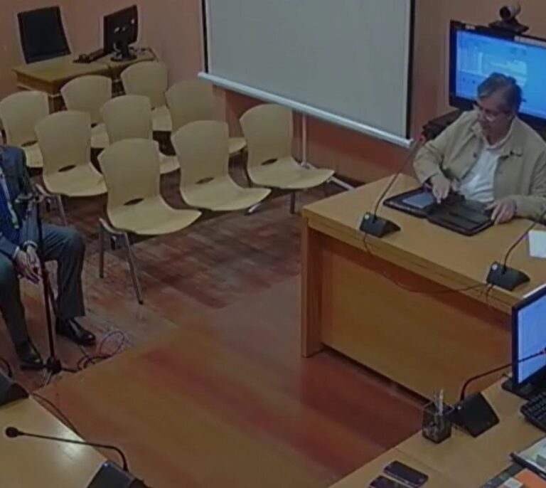 "Era mi compañero de pádel": la pelea de dos mandos de la Guardia Civil detrás del 'caso Cuarteles'