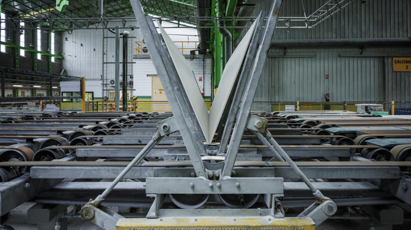 Proceso de fabricación en la fábrica de Pladur, Valdemoro (Madrid)