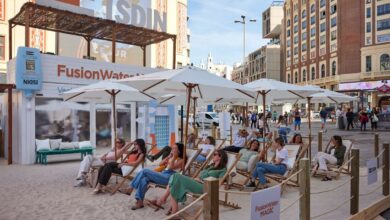 ISDIN enseña este fin de semana a protegerse del sol en su playa del centro de Madrid