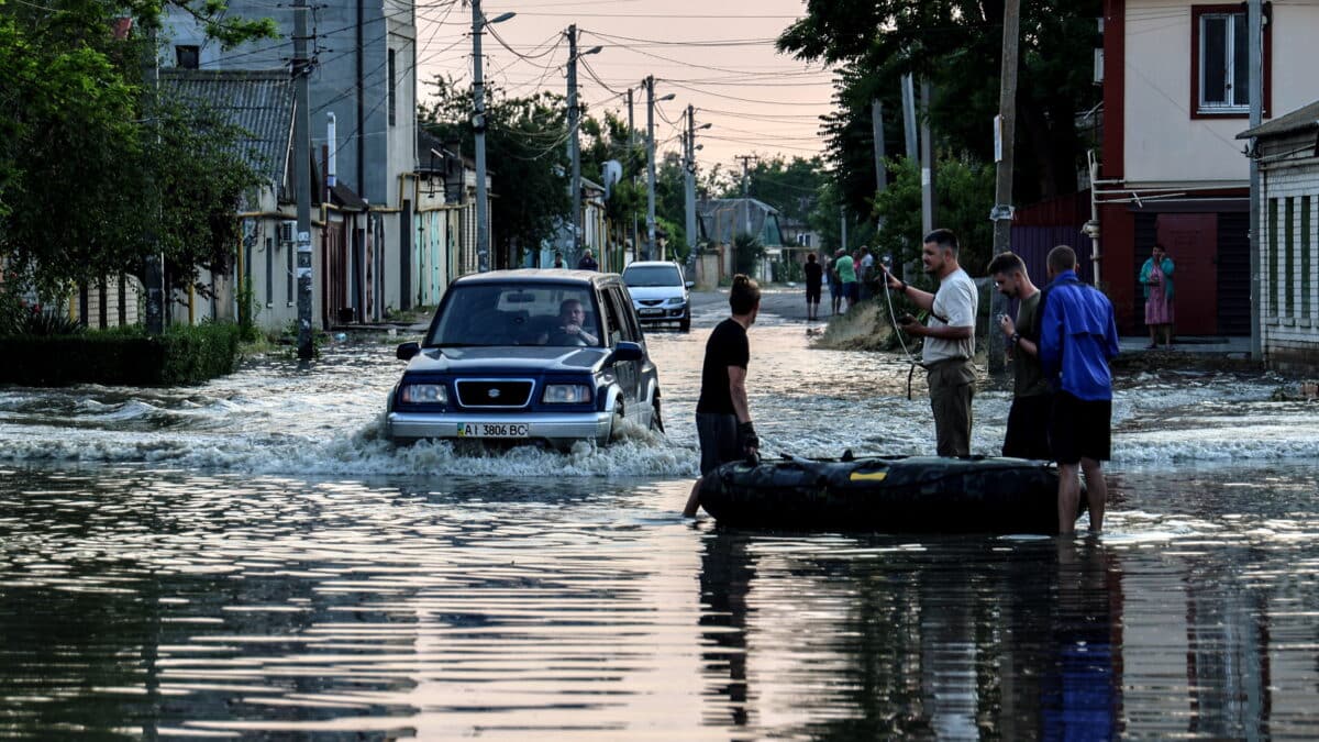 Inundaciones por la destrucción de la presa de Nova Kajovka