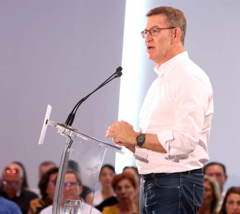 Feijóo cobra del PP 39.260 euros por "gastos de representación" al margen de su retribución como senador