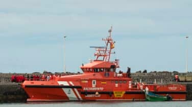 Muere un niño y desaparecen 30 personas tras hundirse una lancha neumática al sur de Gran Canaria