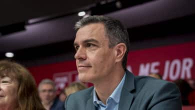 Nueva media de encuestas: el PSOE sigue movilizando a la izquierda con 104 escaños frente al PP, estancado en 139