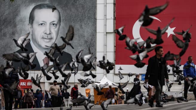 Erdogan's election poster