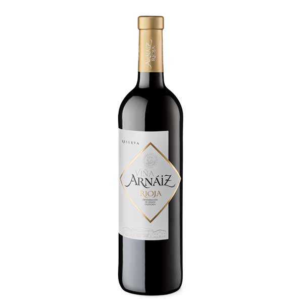 Botella de Viña Arnaiz Rioja Reserva 2017, uno de los vinos preferidos por los jóvenes españoles en 2023 según el Concurso VinoSub30