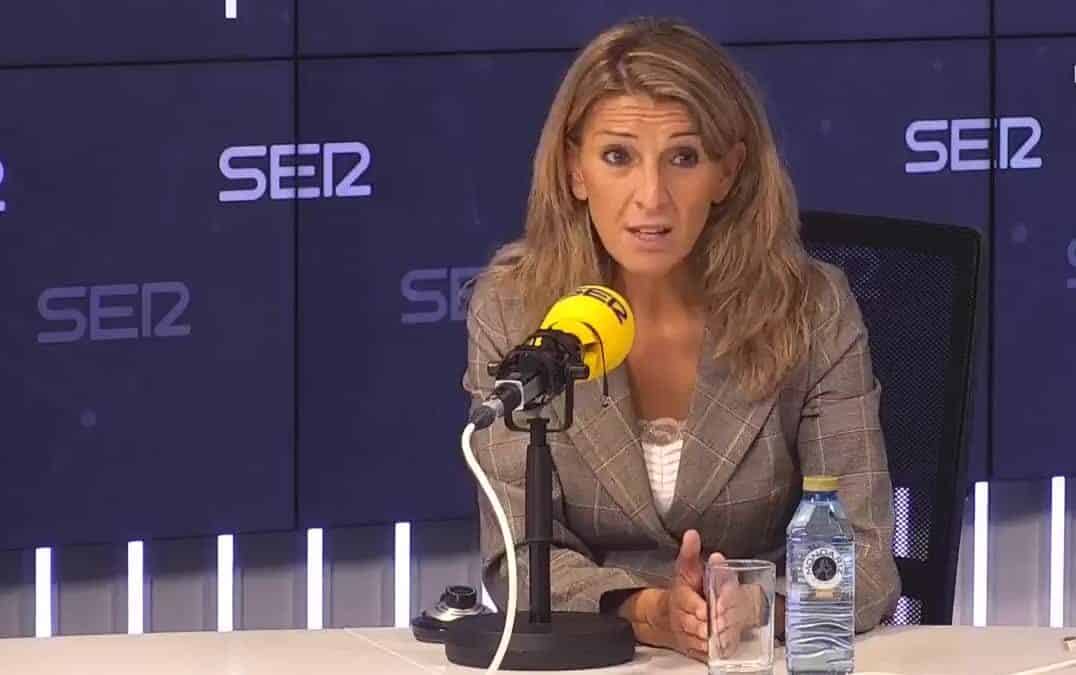 Yolanda Díaz, durante una entrevista en Cadena Ser