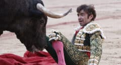 Robleño, corneado en Pamplona por el primer toro de Escolar