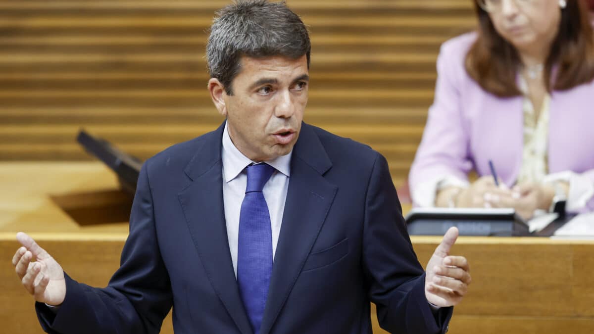 Carlos Mazón, investido presidente de la Generalitat Valenciana con los votos del PP y Vox