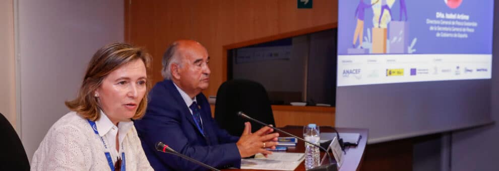 La secretaria general de Pesca del Gobierno español, Isabel Artime, ha propuesto este miércoles en la jornada "Cooperación económica en el ámbito de la pesca en los países de África del Oeste" que la Unión Europea amplíe a Angola y Guinea Conakri los catorce acuerdos de pesca sostenible que mantiene activos.