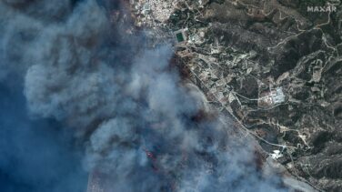 Grecia, "en guerra" contra los incendios