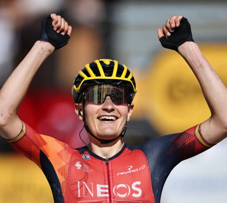 Carlos Rodríguez vence a los colosos Pogacar y Vingegaard en una etapa histórica del Tour