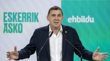 Otegi avanza que Bildu apoyará una cuestión de confianza de Sánchez o un cambio de candidato