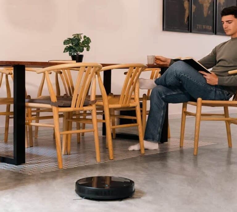 Este robot aspirador Conga top ventas de Cecotec ahora está rebajado un 20%