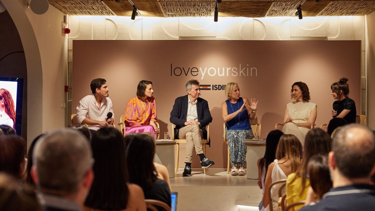ISDIN lanza el libro 'Love your skin', un llamamiento para amar la piel y tener una vida sana y feliz