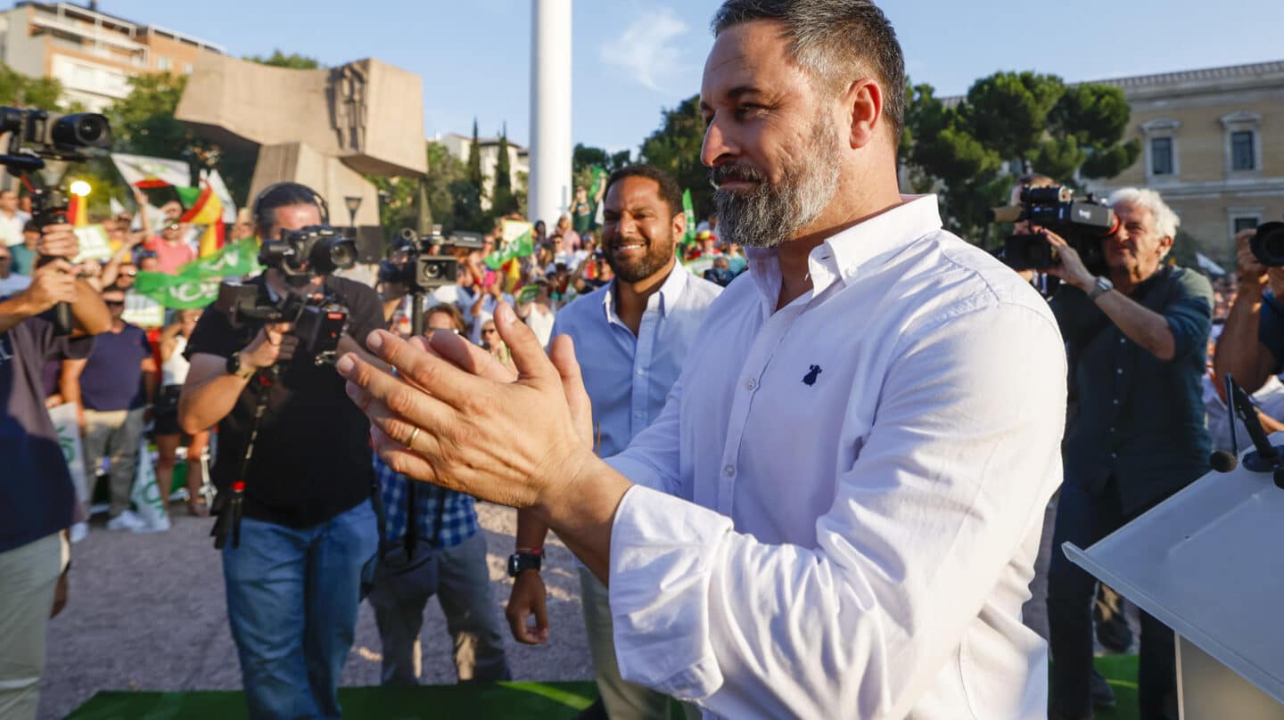 Abascal llama a la movilización frente a un PP que ya se "reparte ministerios": "La batalla no está ganada"