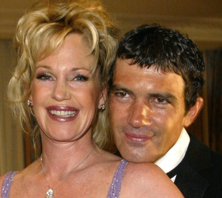 Melanie Griffith sustituye su tatuaje de Antonio Banderas por otra declaración de amor