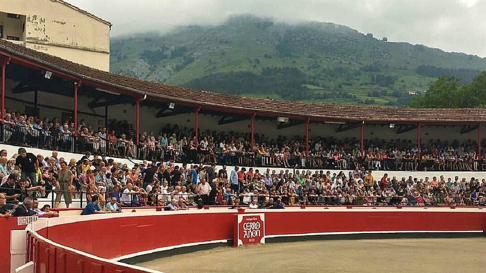 Plaza de toros de Azpeitia (Guipúzcoa).