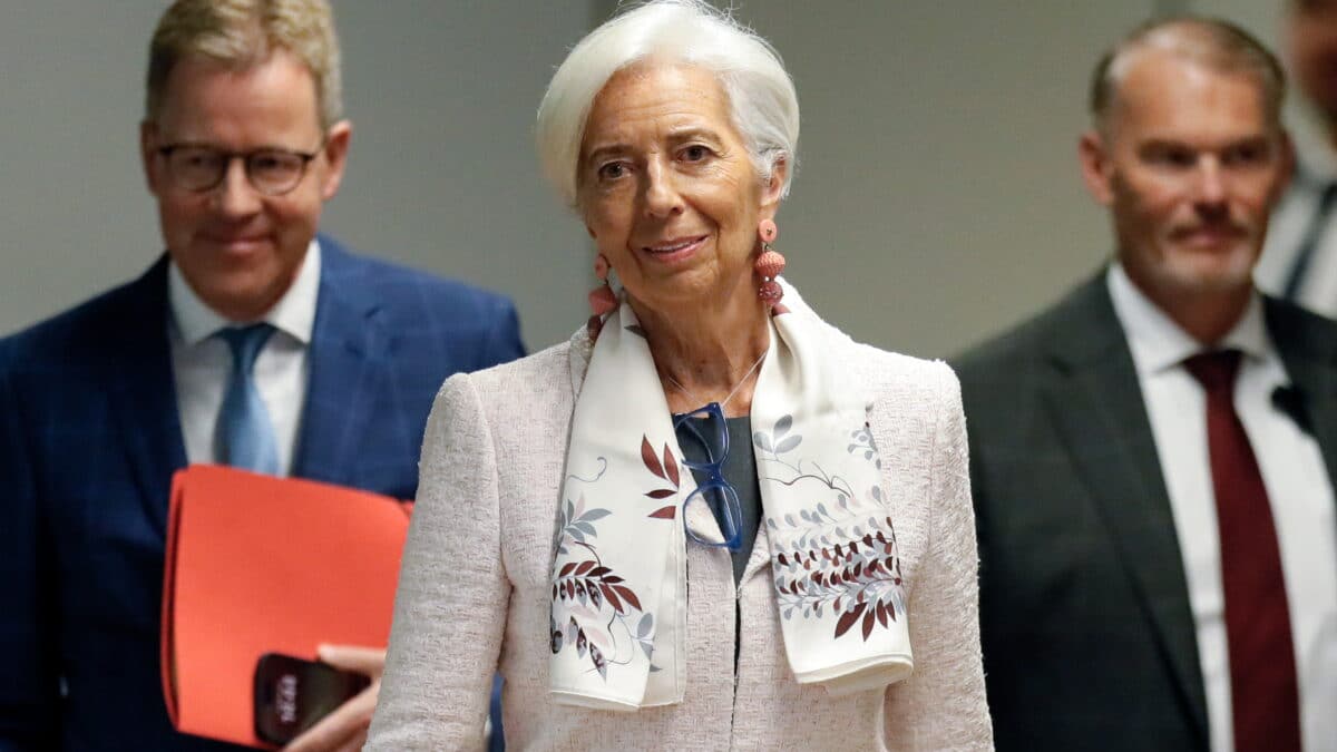 Lagarde (BCE) no anticipa la decisión de septiembre: “Podemos subir los tipos o mantenerlos”