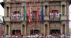 Y la fiesta estalló en Pamplona: "¡Viva San Fermín y aúpa Osasuna, no nos rendiremos!"
