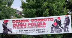 Los ertzainas, "perritos calientes" para los antisistema: los sindicatos policiales denuncian ataques en las fiestas patronales vascas