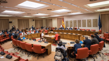 Así funciona la mayoría absoluta en España: cuándo se necesita y número de votos necesarios