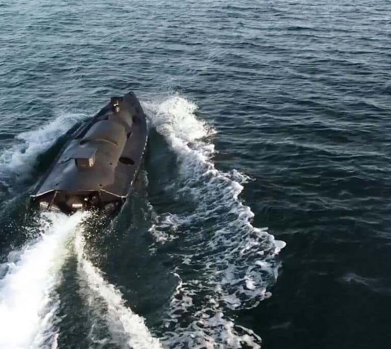 Así es el dron naval que Ucrania habría utilizado en el ataque al puente de Crimea