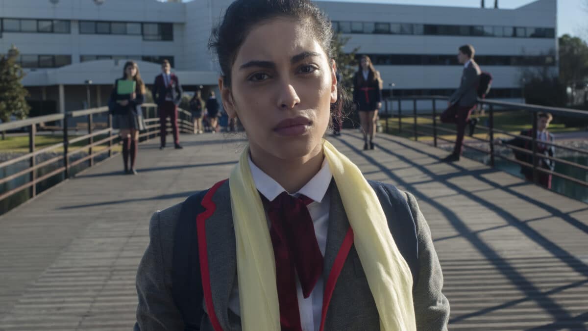 Mina El Hammani en la primera temporada de 'Élite'