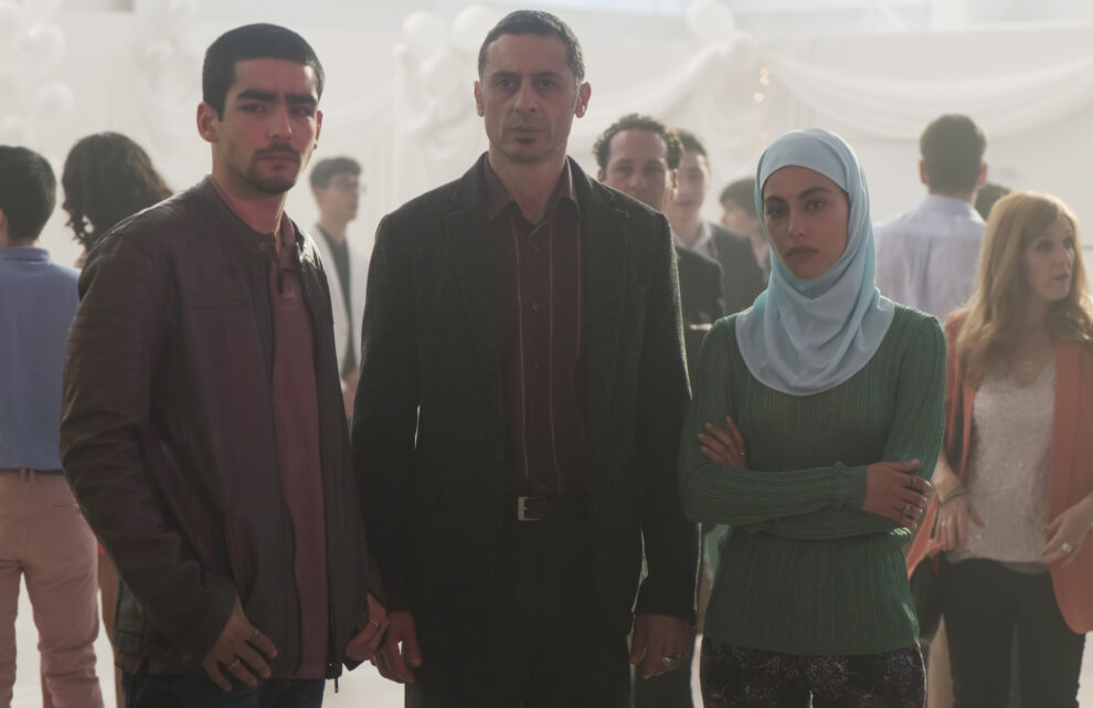 Un fotograma de la primera temporada de 'Elite' con Mina El Hammani, Omar Ayuso y Abdelatif Hwidar