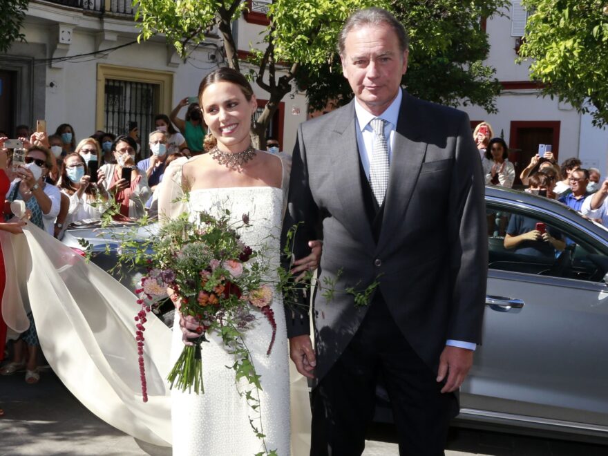 Claudia Osborne con su padre, Bertín Osborne, el día de su boda con José Entrecanales Jr