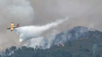 La resistencia de ocho familias contra la amenaza de los 'superincendios' en Extremadura