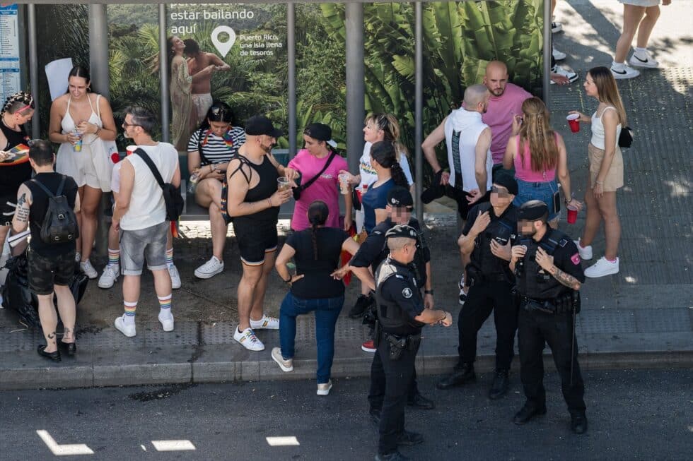 Control de Policía Nacional desde Casa de América durante la manifestación del Orgullo LGTBI+ 2023 en Madrid (España). Diego Radamés / Europa Press