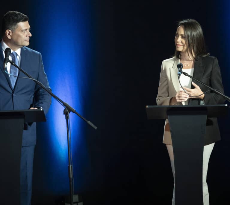 El debate inhabilitado
