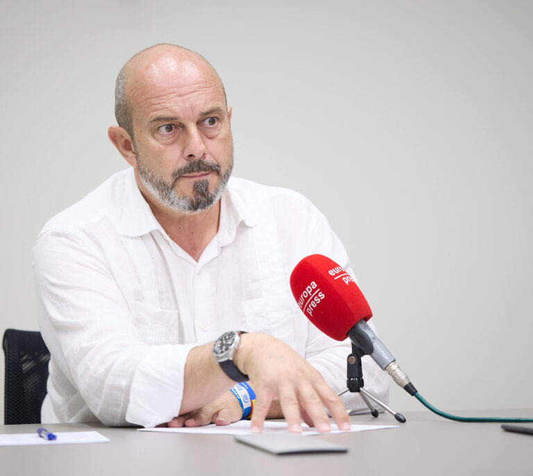 El PP se abre ahora a hablar con Junts "dentro de la Constitución" tras el nuevo recuento