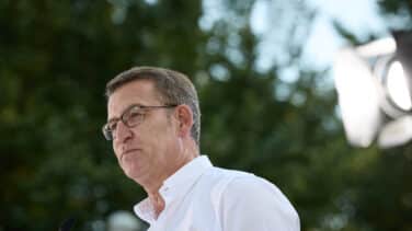 Feijóo no se hará un Rajoy e irá a la investidura si se lo pide el Rey