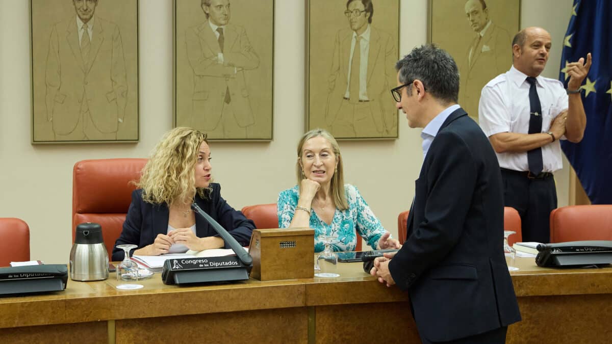 El PSOE facilitará a ERC y Junts grupo propio en el Congreso para ...