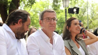 Segunda vuelta, prima de escaños o lista más votada, las 'llaves' de Feijóo para no depender de Vox