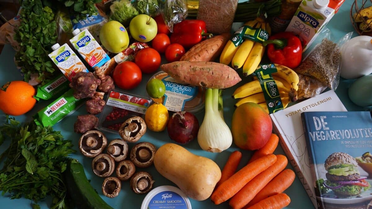 Esta es la cantidad de frutas y verduras que debes comer al día, según la OMS