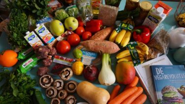 Esta es la cantidad de frutas y verduras que debes comer al día, según la OMS