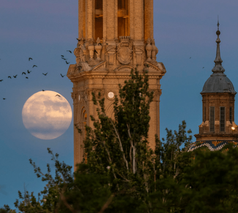 Así ha sido la superluna de julio conocida como “Luna de Ciervo”