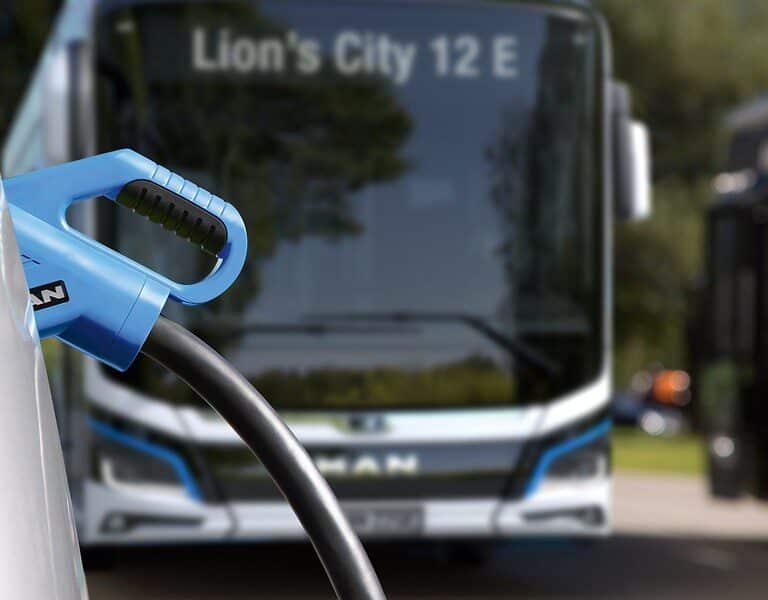El autocar eléctrico tendrá que esperar al final de la década