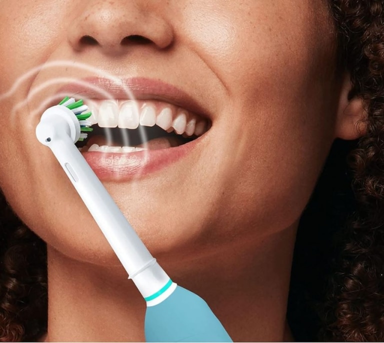 Los 10 mejores cepillos de dientes eléctricos del 2024: Oral-B, Sonic, Philips ¿cuál comprar?