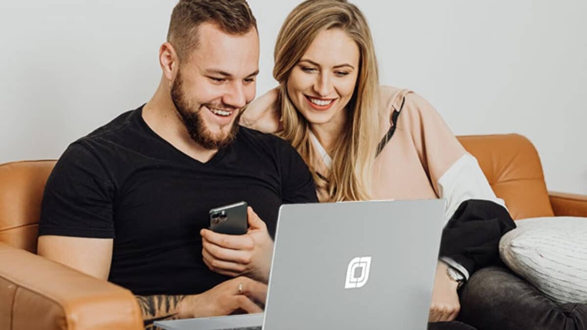 Amazon tira el precio de este ordenador portátil JUMPER: ¡ahora está rebajado más de 1000 euros!