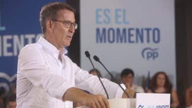 Feijóo sale beneficiado en los 'trackings' post debate frente a Sánchez, que pierde hasta 4 escaños