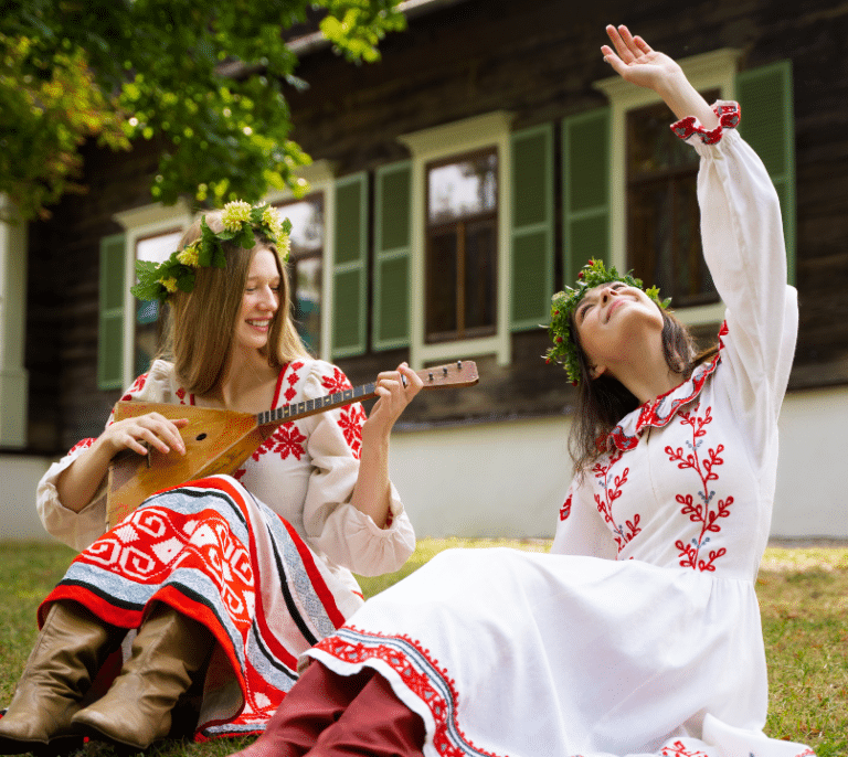 Rusia celebra el Iván Kupala, la 'fiesta de San Juan' de los países eslavos