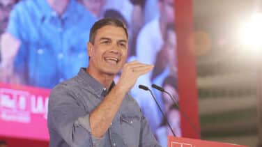 El CIS de Tezanos da ganador al bloque de la izquierda con una fuerte subida de Sumar