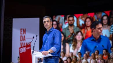 El CIS, contra todos los sondeos, da al PSOE la victoria el 23-J con 1,4 puntos por encima del PP