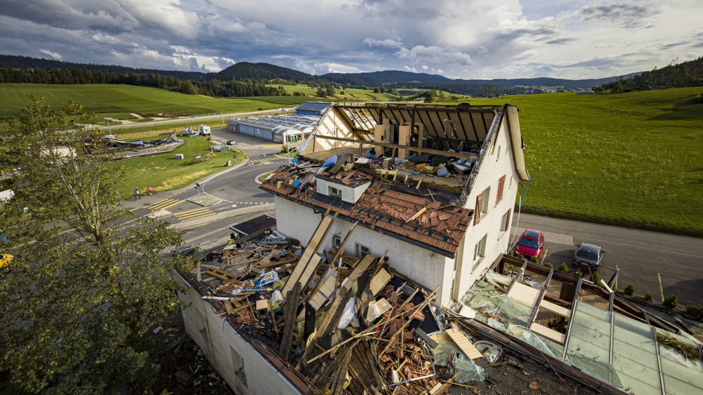 Estragos de una tormenta en suiza