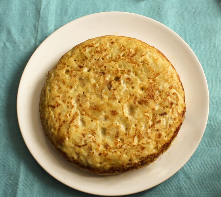 Ahorramas retira su tortilla de patata envasada por alerta de botulismo