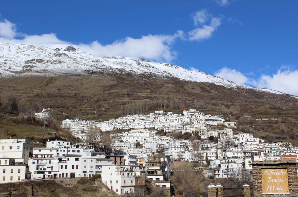 Las vistas de Trevélez, que es uno de los pueblos más frescos de España